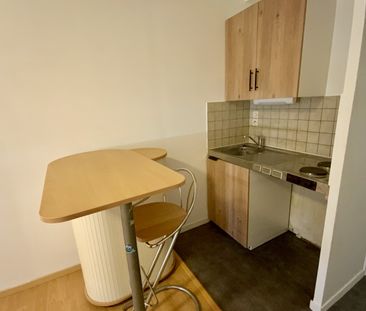 Location Appartement 1 pièce 19m² EVREUX 27000 - Photo 3