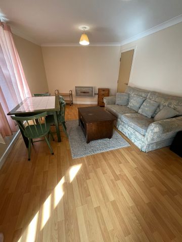 2 bed apartment to rent in Quayside Drive - Photo 2