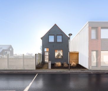 Instapklare woning met 2 slaapkamers op centrale ligging te Zwevezele! - Foto 2