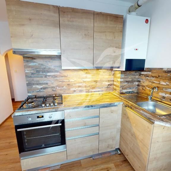 Pronájem bytu 3+1 68 m2 - Fotografie 1
