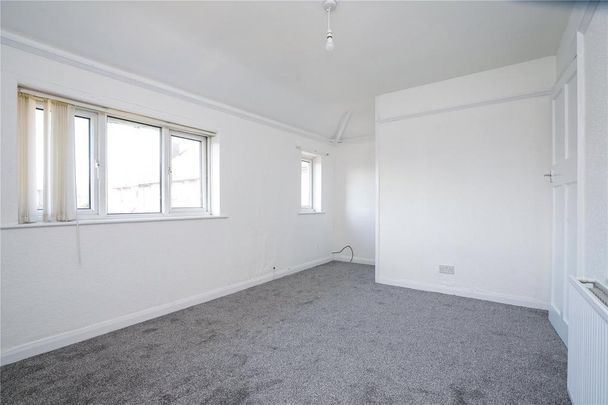 3 bedroom end of terrace house to rent - Photo 1