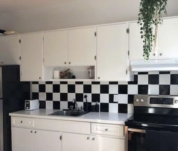 4 1/2 PLATEAU MONT-ROYAL - 1 650$/mois - Photo 1