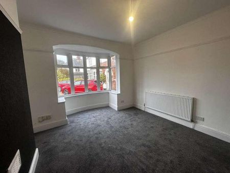 Mill Hill Cleethorpes, DN35 - Photo 3