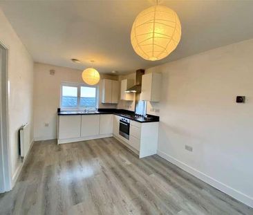 Heol Cambell, Coity, Bridgend - Photo 2