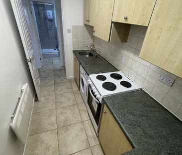 1 bedroom flat to rent - Photo 6