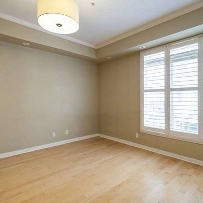 78 CARR ST. TH6 - 2BED/1.5BATH, PRIVATE TERRACE, LAUNDRY & PARKING - Photo 3