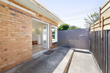 Renovated Living in Prime Location! - Photo 5