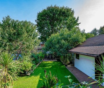 For Lease - 27 Stock Avenue Unit# Upper, Toronto, Ontario - Photo 2