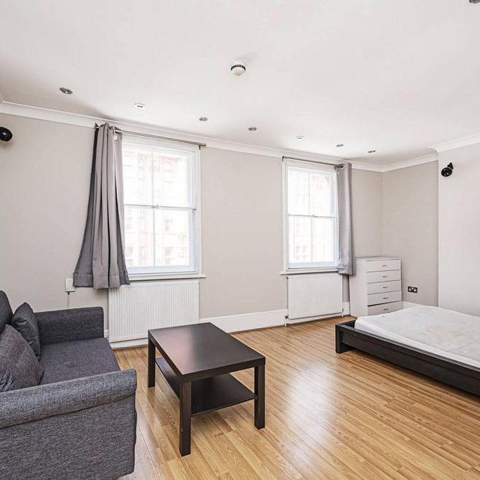 Studio to rent - Photo 1