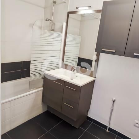 Location Appartement 2 pièces 43m² DAMMARTIN EN GOELE 77230 - Photo 1