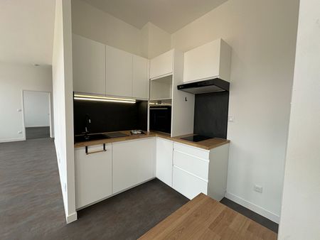 Location Appartement 2 pièces 57m² - Photo 2