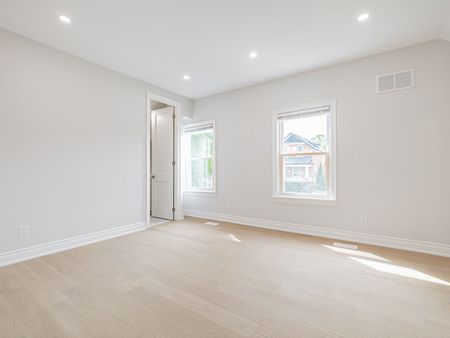 For Lease - 41 Arnold Crescent Unit# #1 (Main), Richmond Hill, Ontario - Photo 3