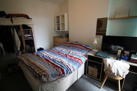 Pentyrch Street, Cathays - Photo 3