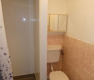 1 bedroom property to rent - Photo 6