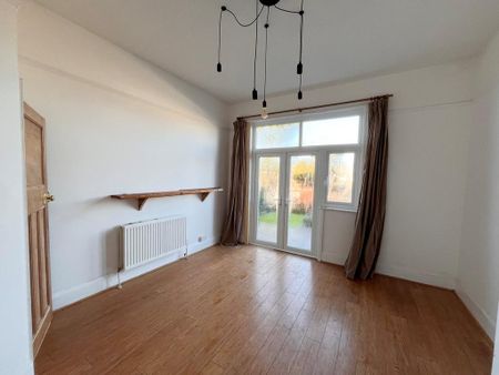 3 bedroom terraced house to rent - Photo 2