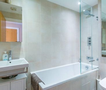 1 bedroom flat to rent - Photo 6