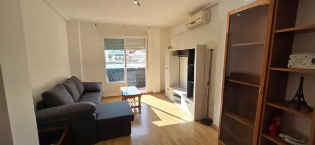 Piso en alquiler en Argamasilla de Calatrava - Photo 1