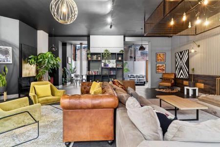 Platinum Studio - Photo 2