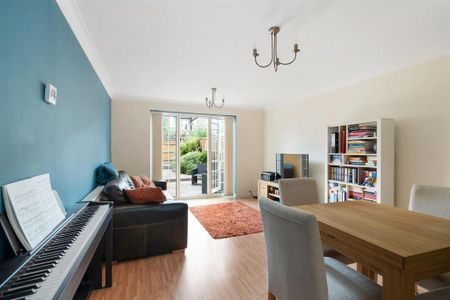 2 bedroom end of terrace house to rent - Photo 5