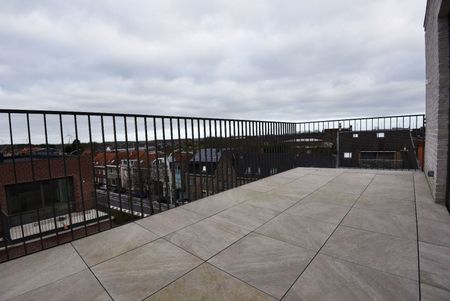 Nieuwbouwappartement met 1 slaapkamer, autostaanplaats en terras te Eeklo. - Photo 5