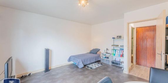 Location Appartement 1 pièce 28m² LA RICHE 37520 - Photo 2