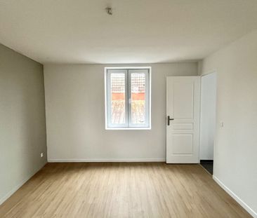 Location Appartement 2 pièces 61m² ROUBAIX 59100 - Photo 4