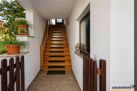 Nivel in casa, recomandat si activitati birou, Central, Bra - Fotografie 3