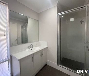 Modern 3x2 Home in a Prime Brabham Location - Photo 5