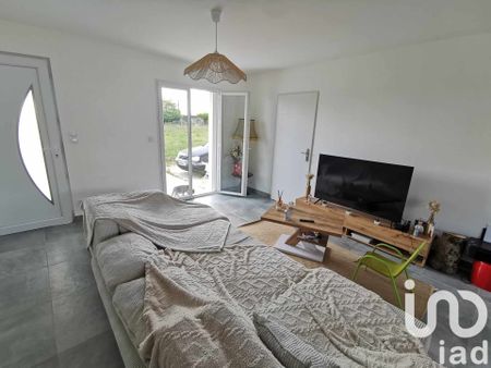 Maison 4 pièces de 88 m² à Savignac-de-l'Isle (33910) - Photo 3