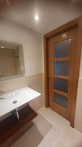 Piso de alquiler en Plaza Santa María, La Victoria - Photo 3