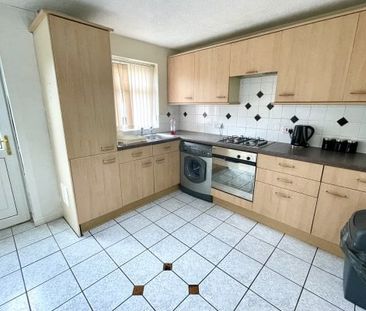 Hollben Court, Nottingham, Property for rent - Photo 2