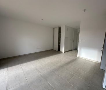 location Appartement T2 DE 40.1m² À ROQUES SUR GARONNE - Photo 3