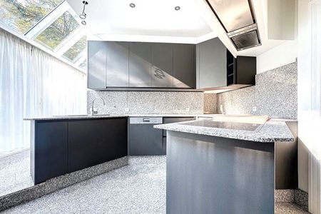 Villa de caractère de 364 m² - 4 chr & Jardin arboré de 750 m² - Foto 5