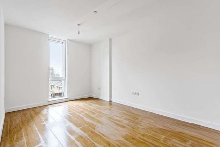 Royal Winchester House, Bracknell, RG12 - Photo 3