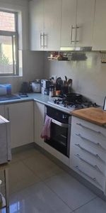 Caulfield North - Photo 3