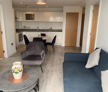 2 Bed Flat, Craven St, M5 - Photo 2