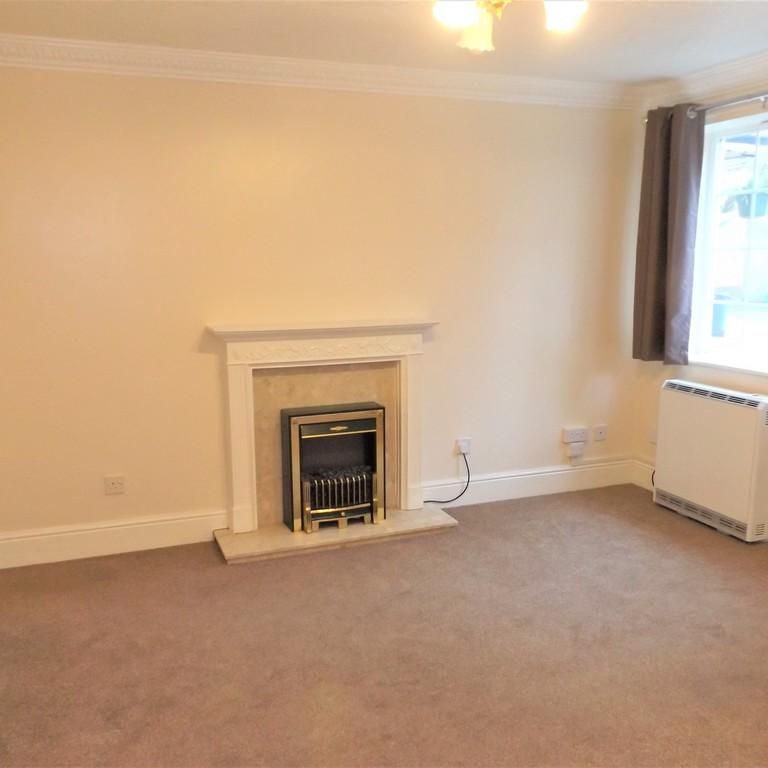 1 bedroom ground floor flat to rent - Photo 1