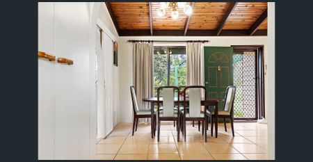 ABSOLUTELY FABULOUS PROPERTY WITH GRANNY FLAT ON ACREAGE!! - Photo 3