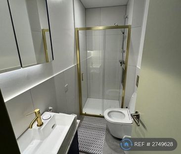 Studio to rent - Photo 6