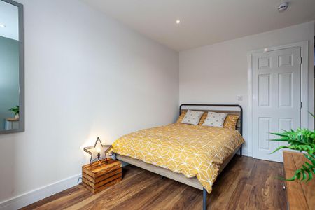 2 bedroom flat to rent - Photo 4