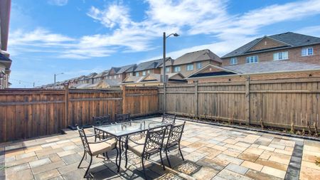 For Lease - 5592 Meadowcrest Avenue, Mississauga, Ontario - Photo 4