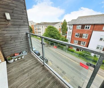 1 bedroom flat to rent - Photo 5