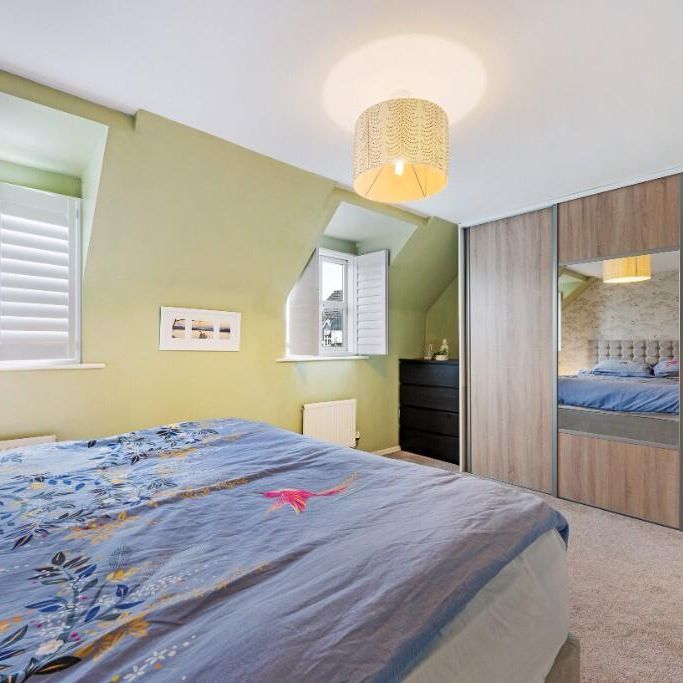 3 bedroom end of terrace house to rent - Photo 1