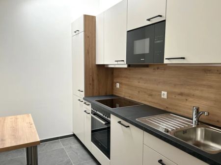 Moderne 2-Zimmer-Wohnung mit Balkon! - Foto 4