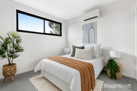 Two-Bedroom Retreat in the Heart of Reservoir - Photo 2