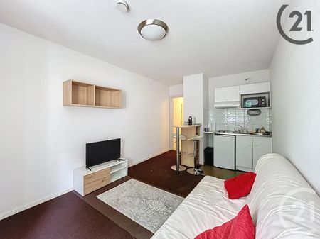 Location Appartement 1 pièce 21m² TROYES 10000 - Photo 3