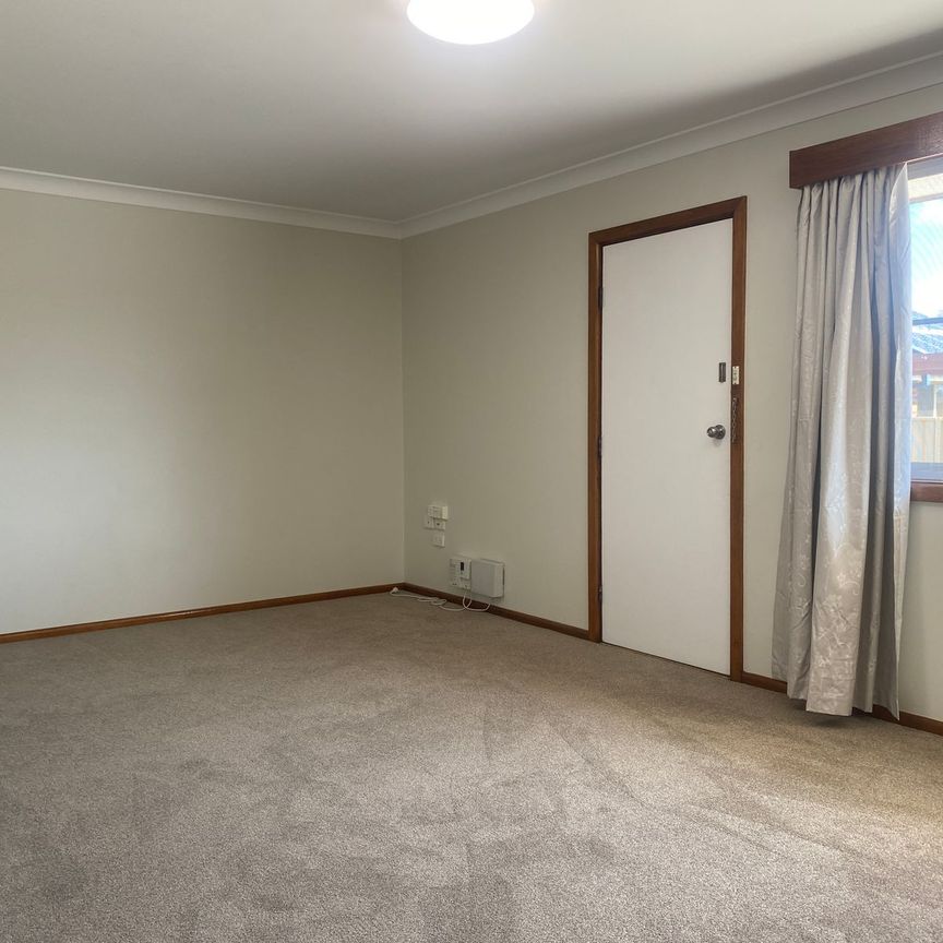 3/8 Speare Avenue, 2350, Armidale Nsw - Photo 1