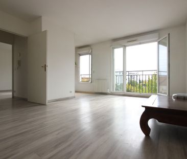 Appartement a louer Le Bourget - Loyer €858/mois charges comprises ** - Photo 2