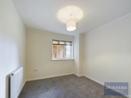 2 bedroom Flat To Let - Photo 3
