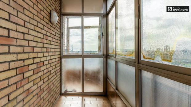 2-bedroom apartment for rent in El Clot - Photo 1